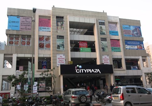 Gaur-City-Plaza.jpg